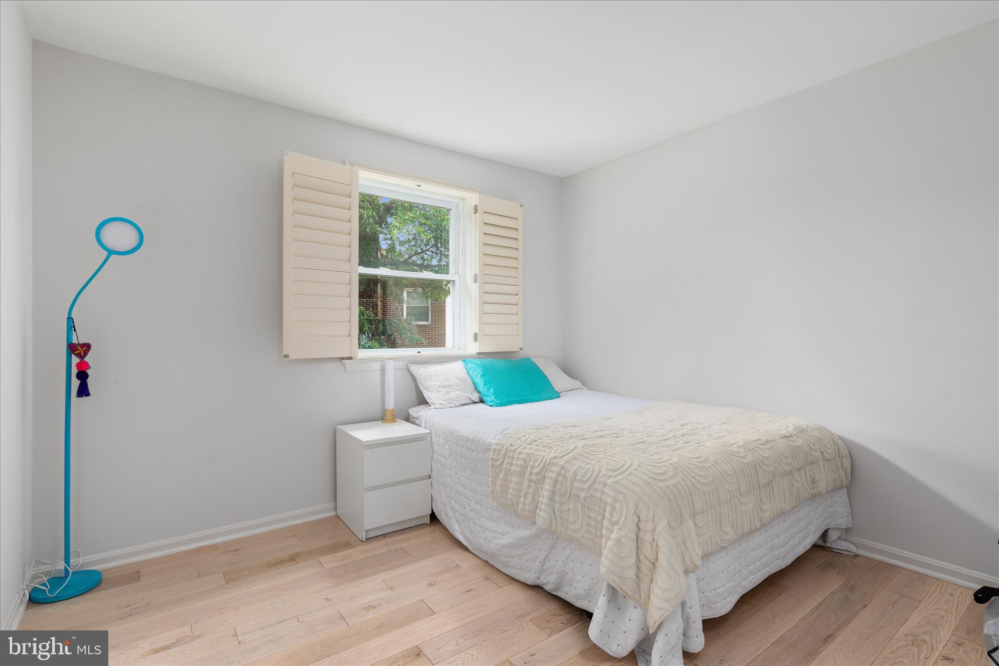 TYSONS MANOR - Residential