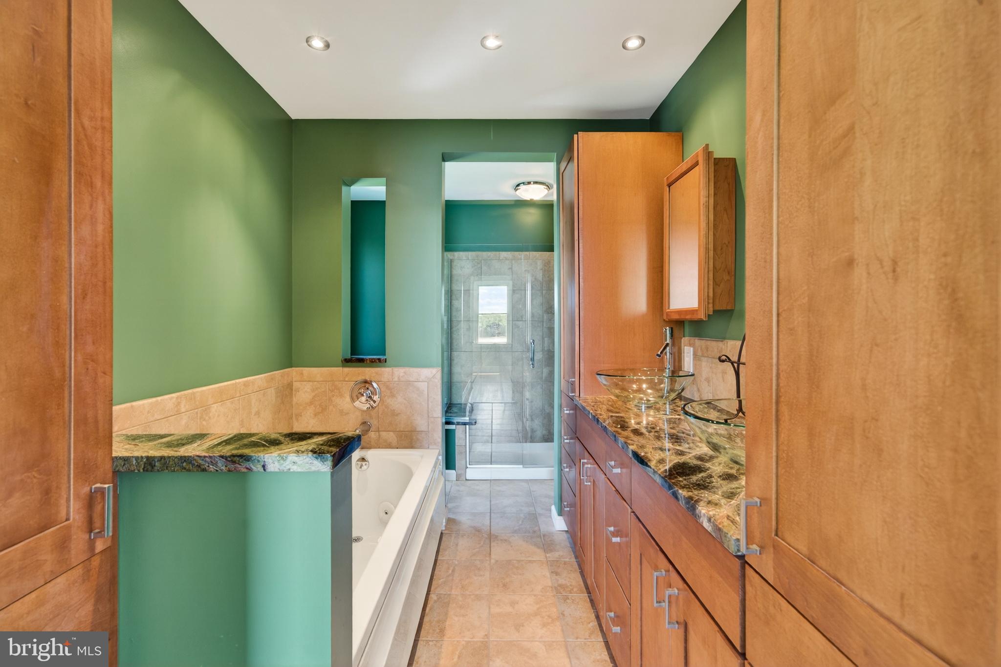 BRISTOL - Residential