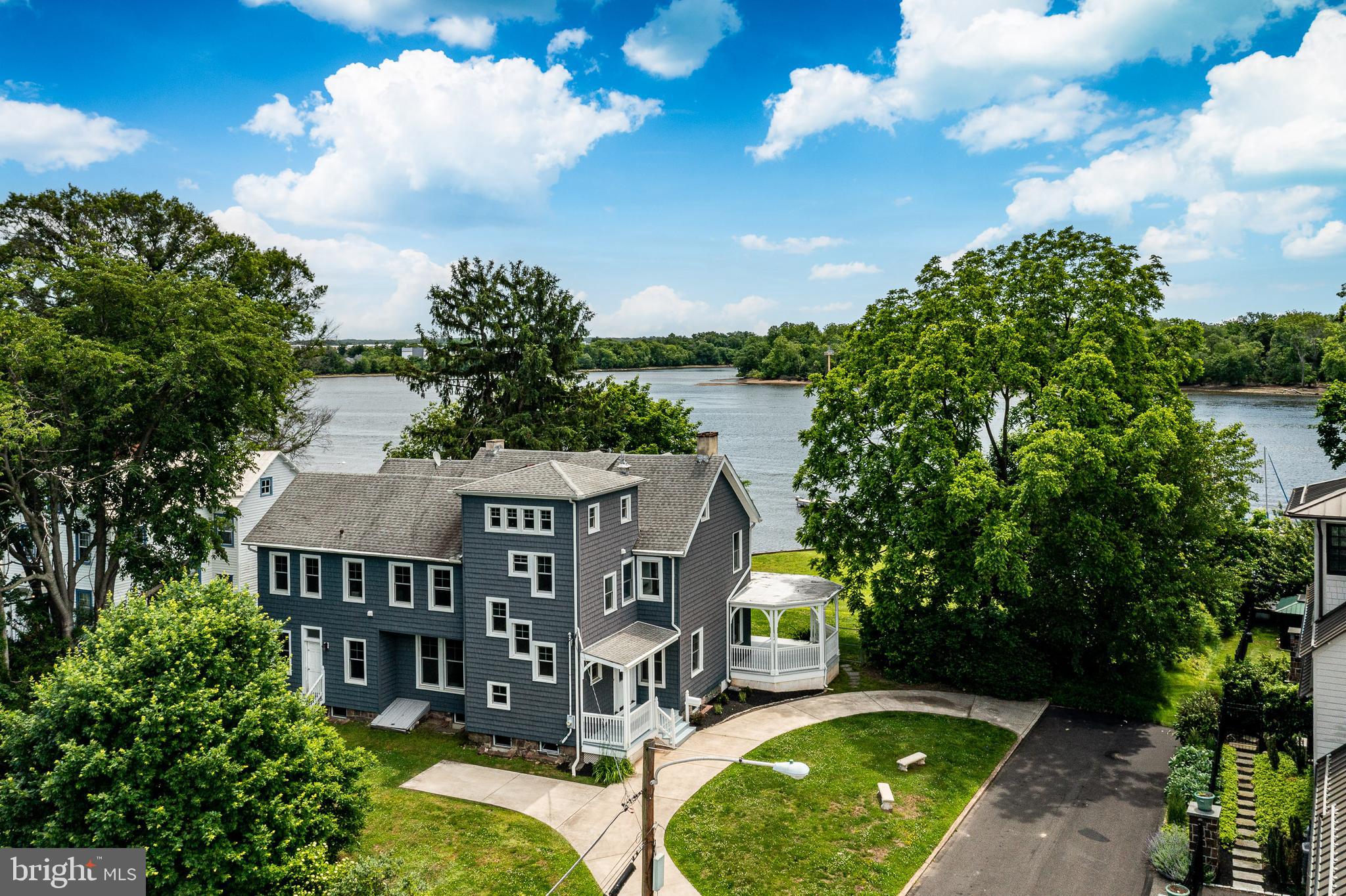 BRISTOL - Residential