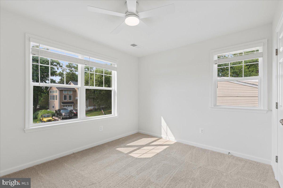 HOLLY HILL HARBOR - Residential