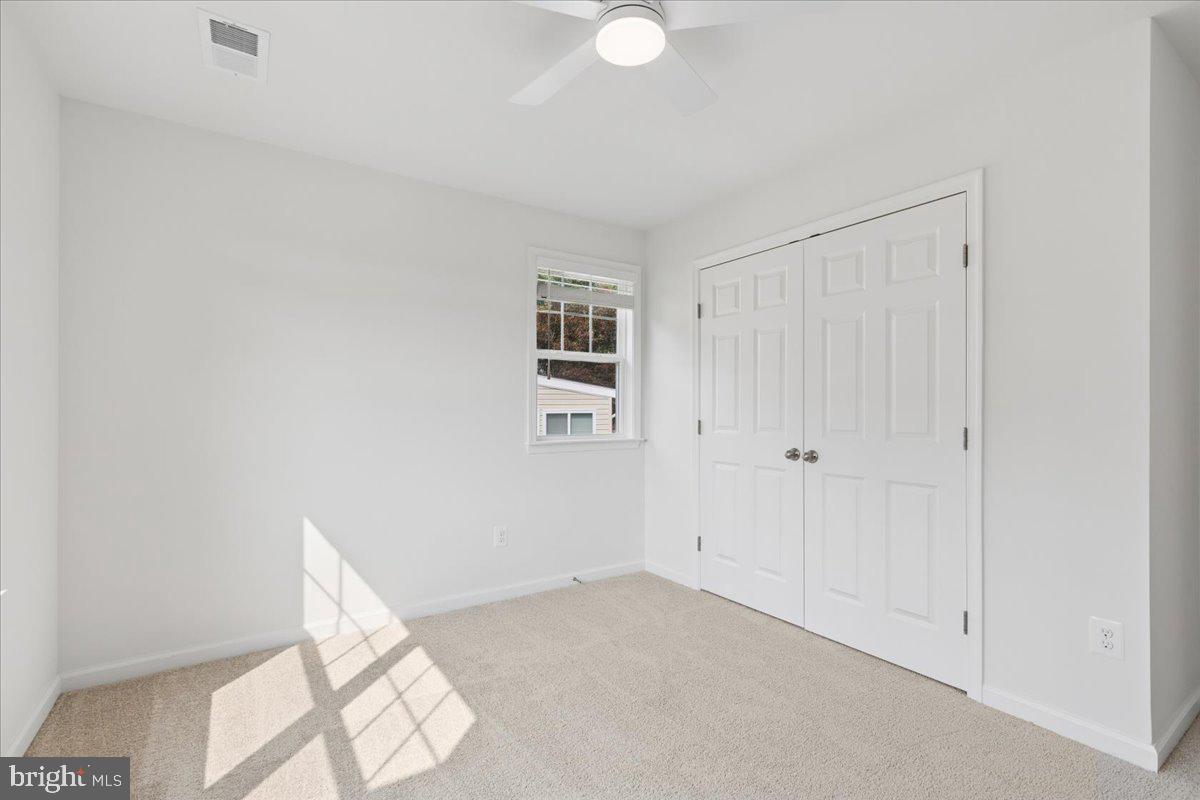 HOLLY HILL HARBOR - Residential