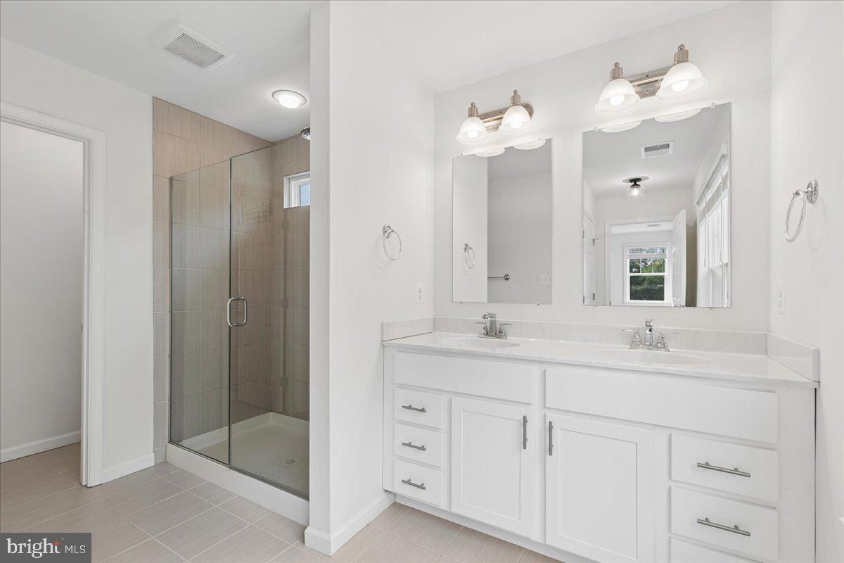 HOLLY HILL HARBOR - Residential