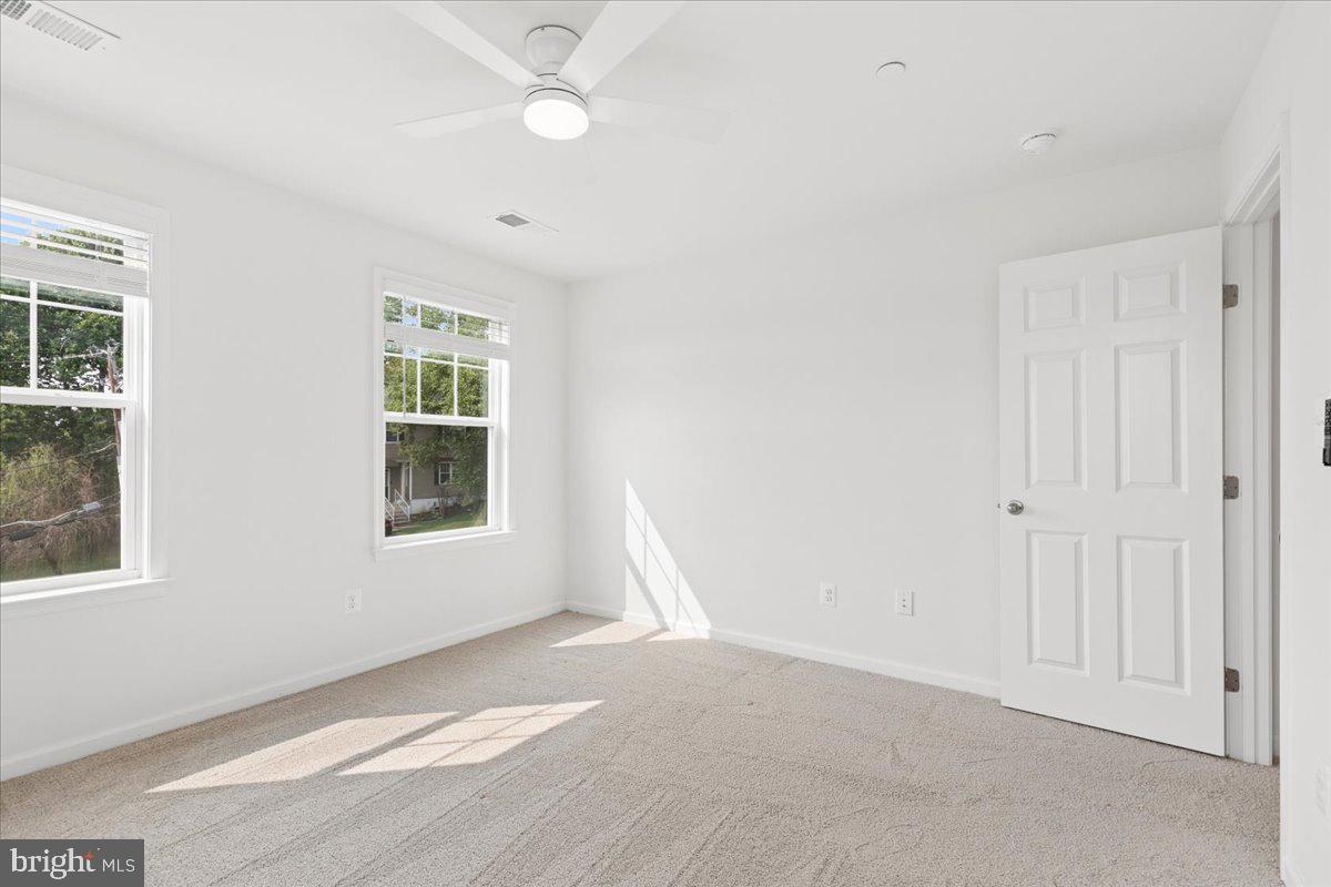 HOLLY HILL HARBOR - Residential