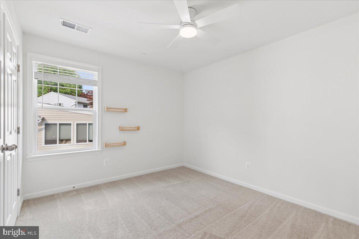 HOLLY HILL HARBOR - Residential