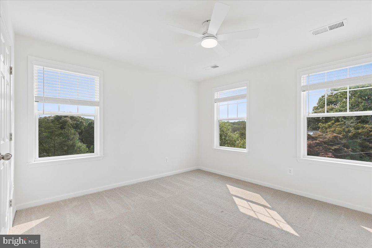 HOLLY HILL HARBOR - Residential