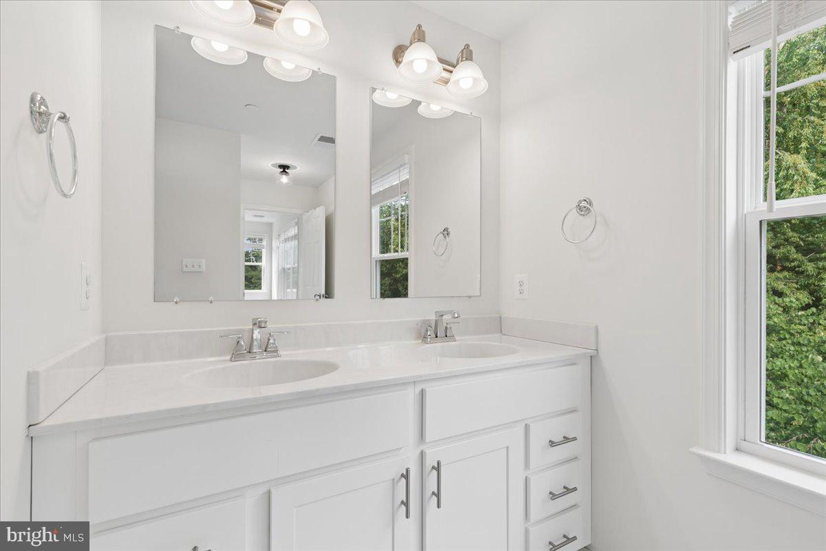 HOLLY HILL HARBOR - Residential