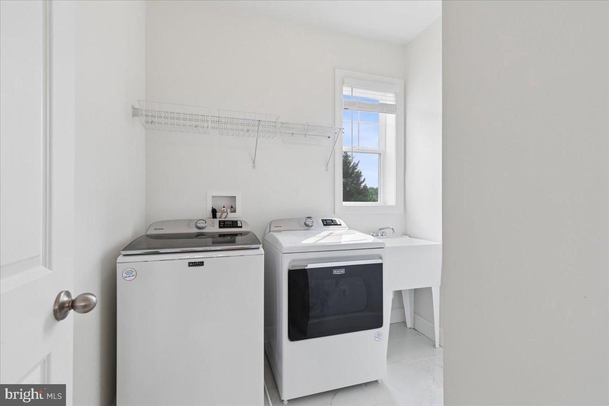 HOLLY HILL HARBOR - Residential
