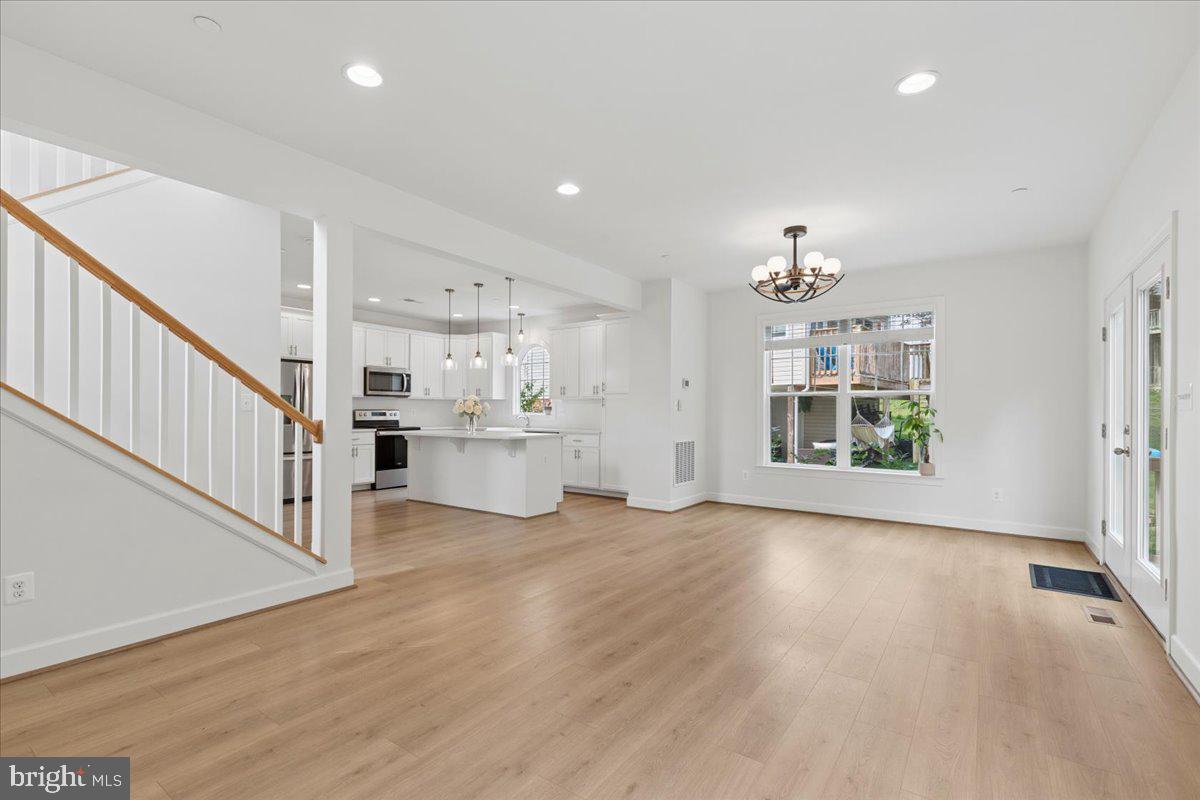 HOLLY HILL HARBOR - Residential