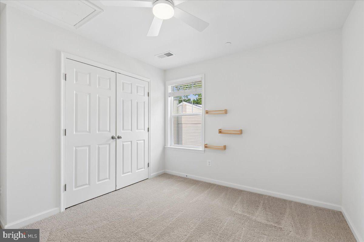 HOLLY HILL HARBOR - Residential