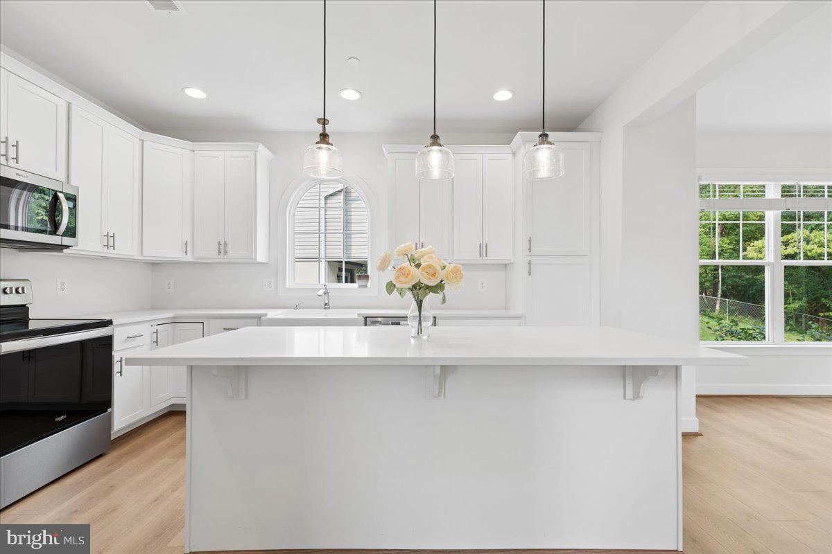 HOLLY HILL HARBOR - Residential