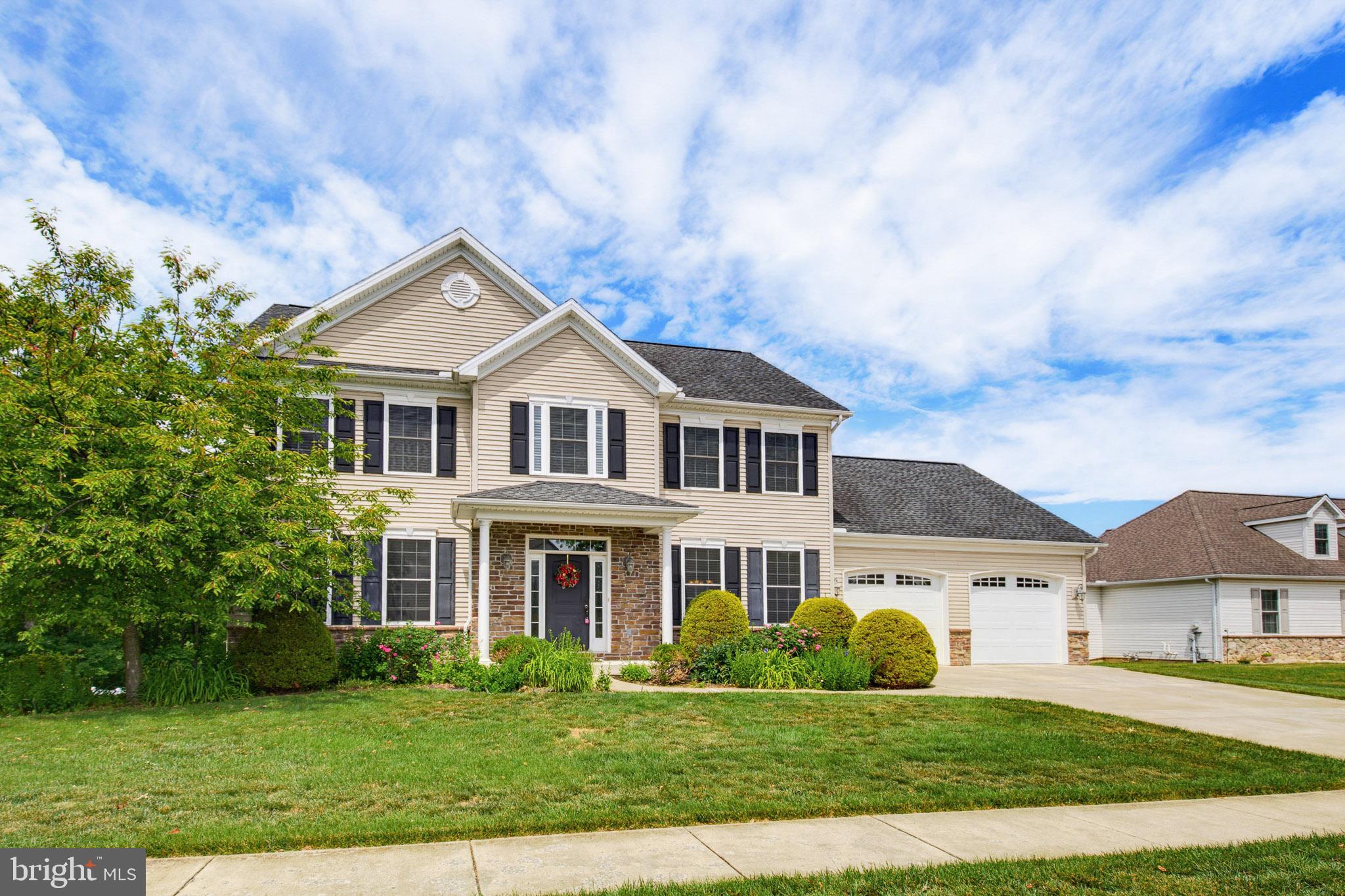 VILLAGE OF CROSS CREEK - Residential