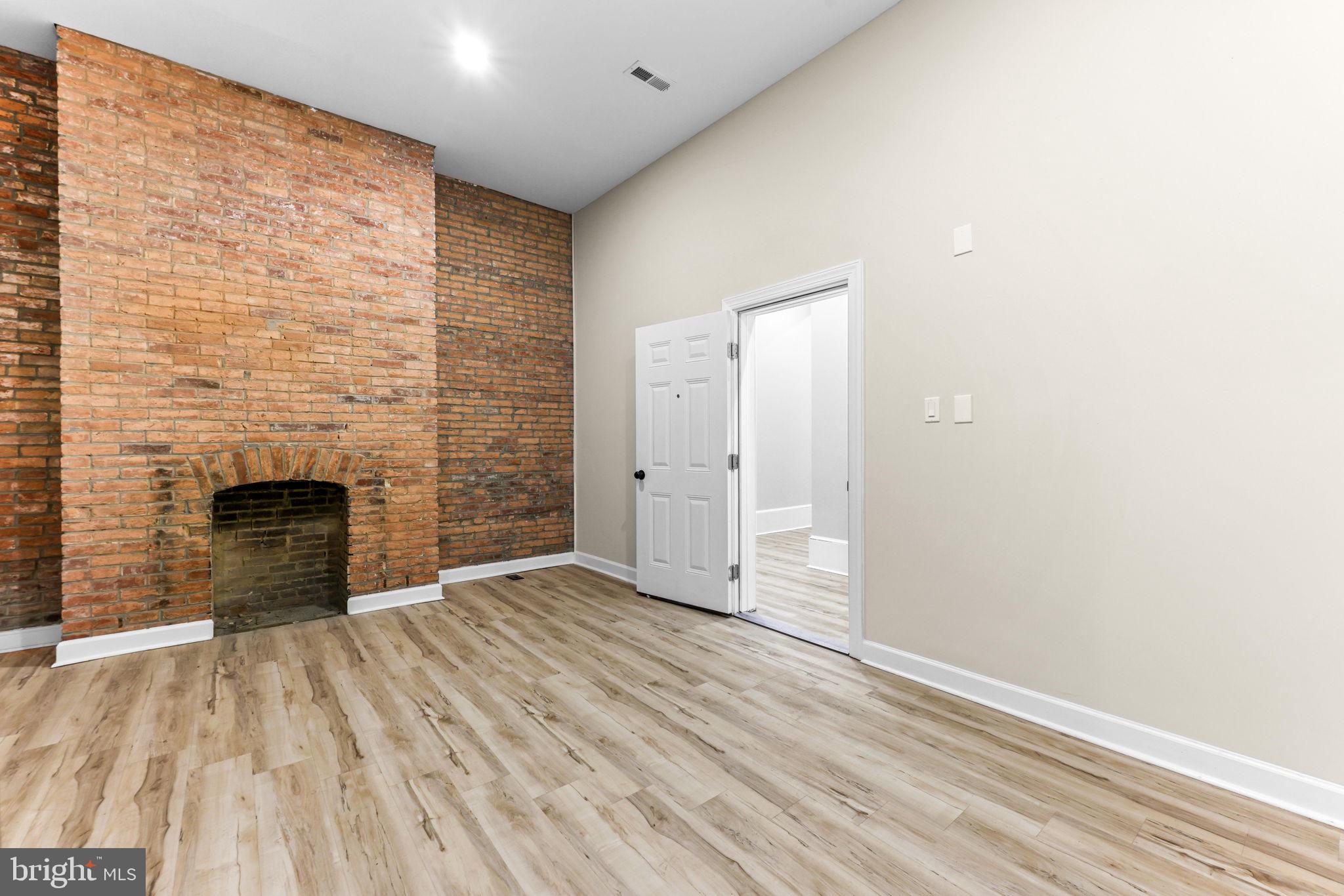 BARCLAY - Residential Income