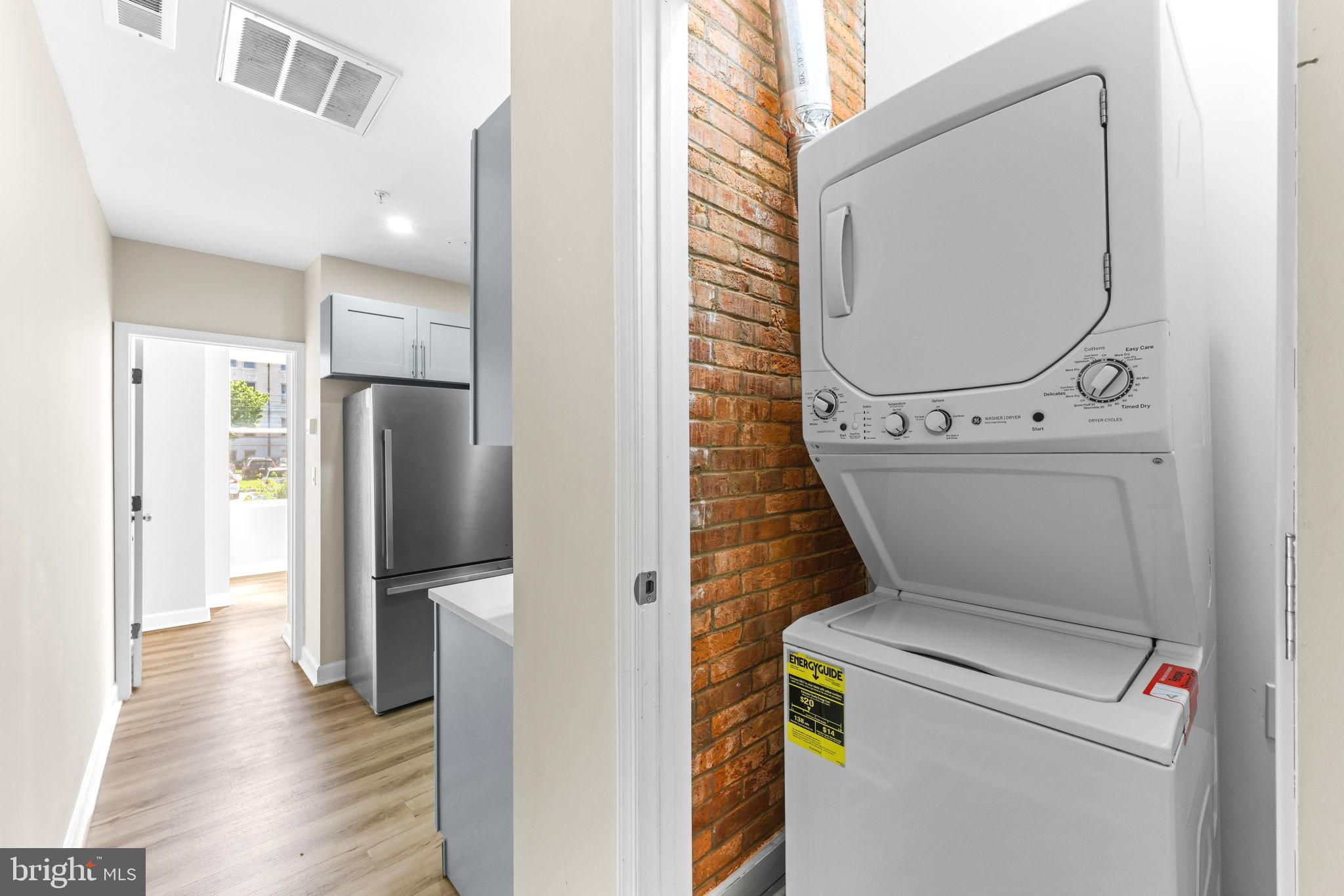 BARCLAY - Residential Income