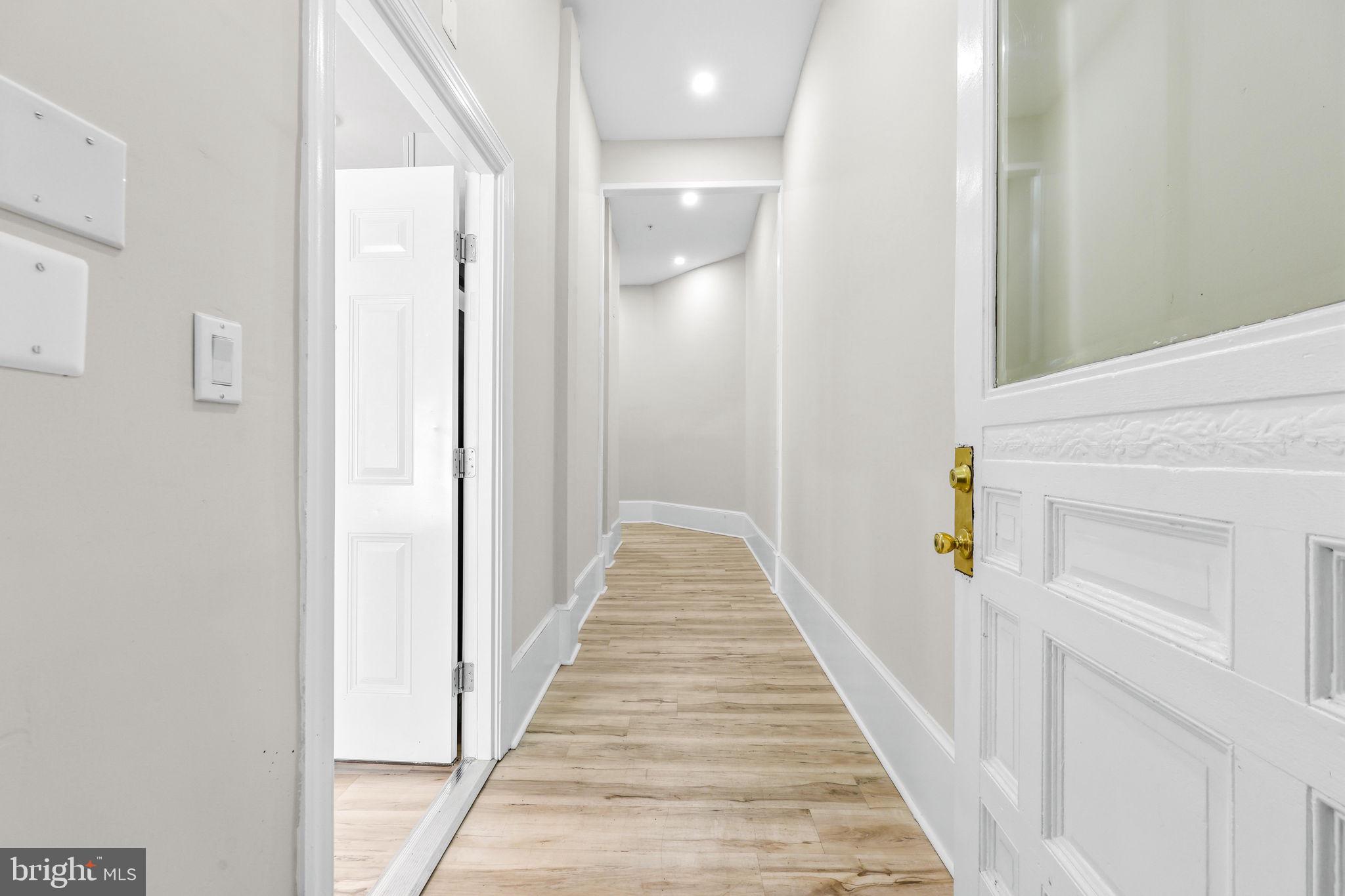 BARCLAY - Residential Income