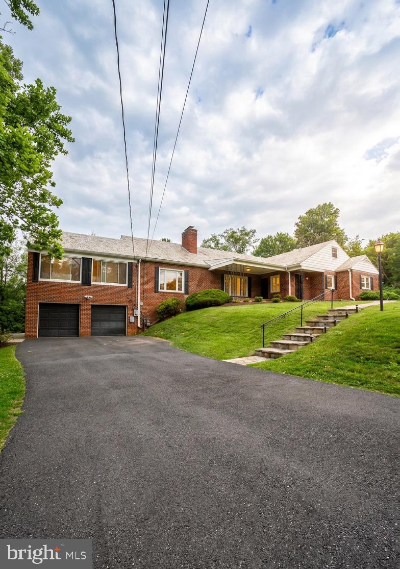 BURNT MILLS HILLS - Residential