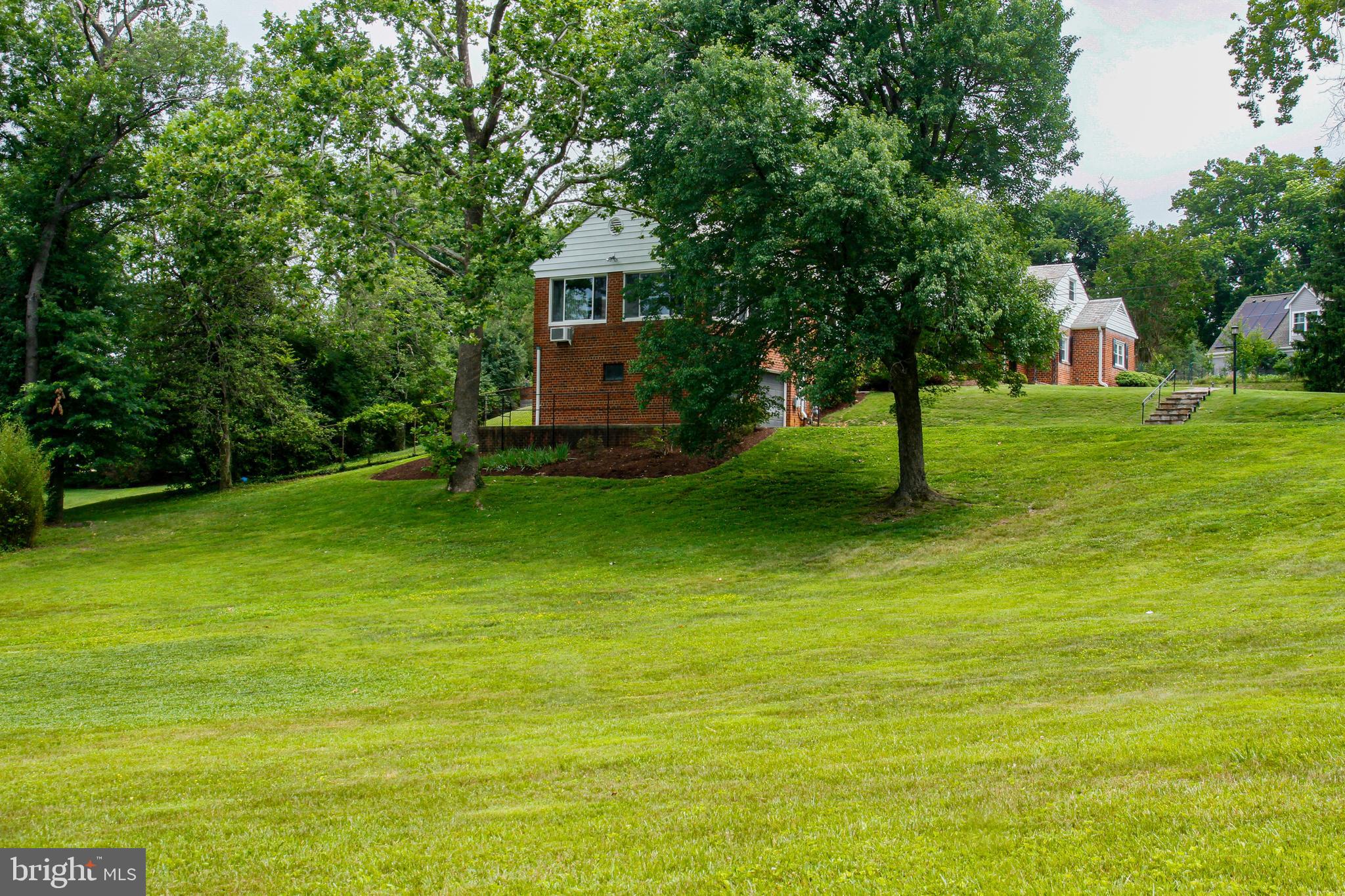 BURNT MILLS HILLS - Residential