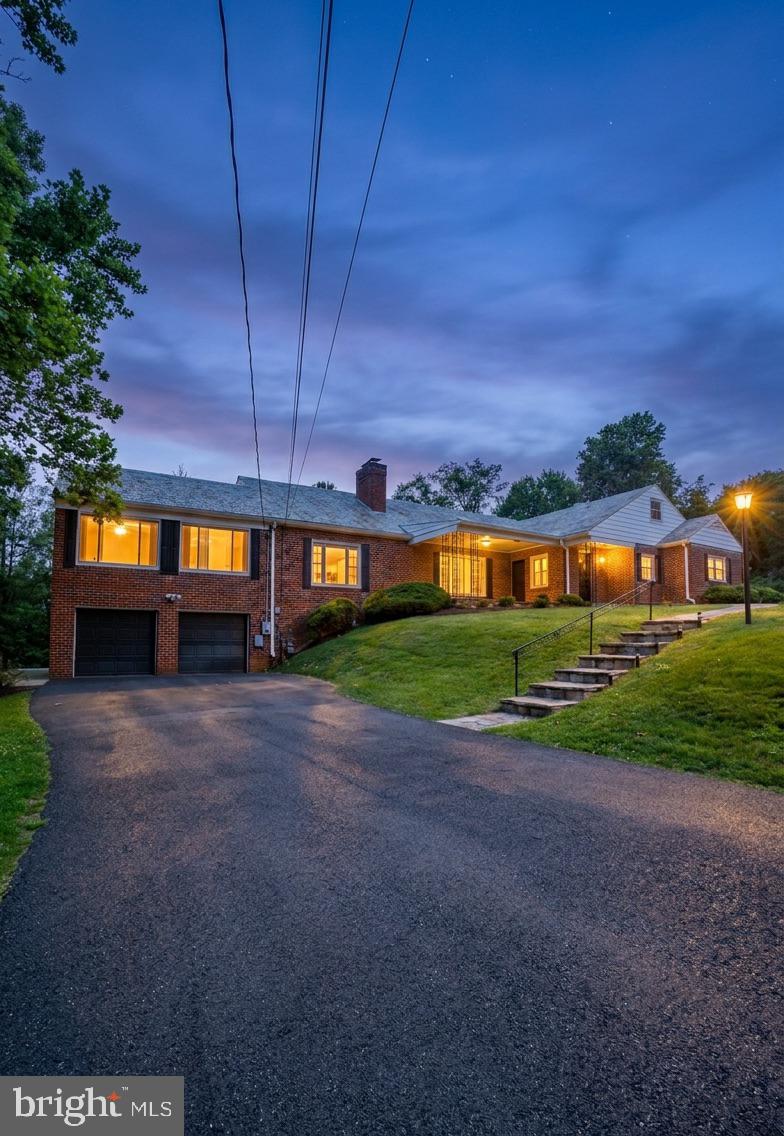 BURNT MILLS HILLS - Residential