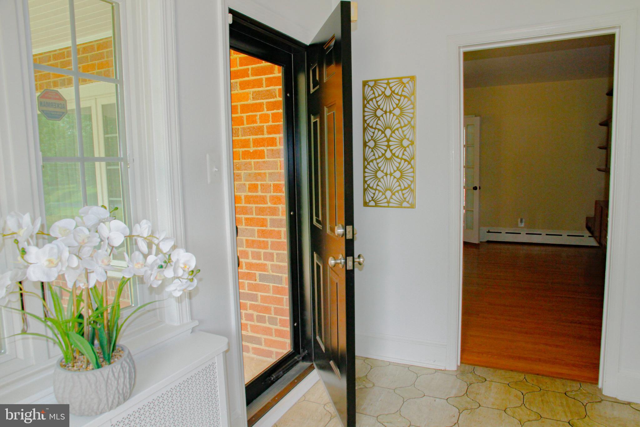 BURNT MILLS HILLS - Residential