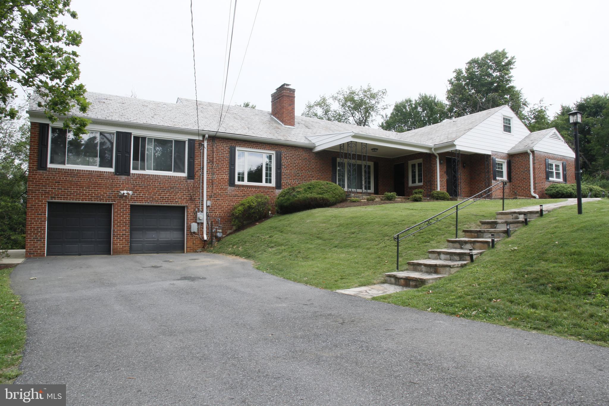 BURNT MILLS HILLS - Residential