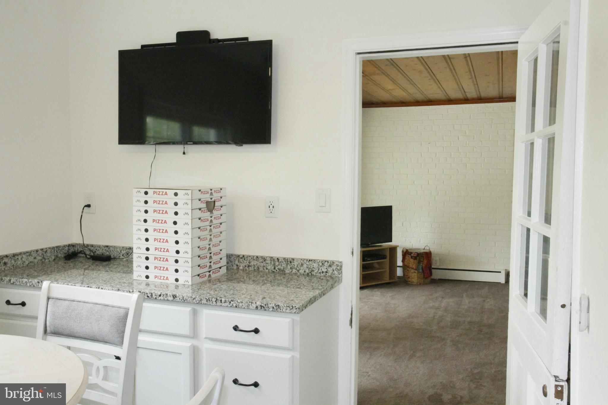 BURNT MILLS HILLS - Residential