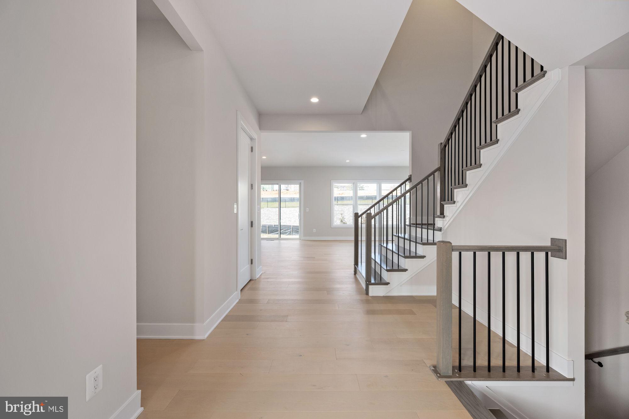THE GROVE AT DOMINION HILLS - Residential