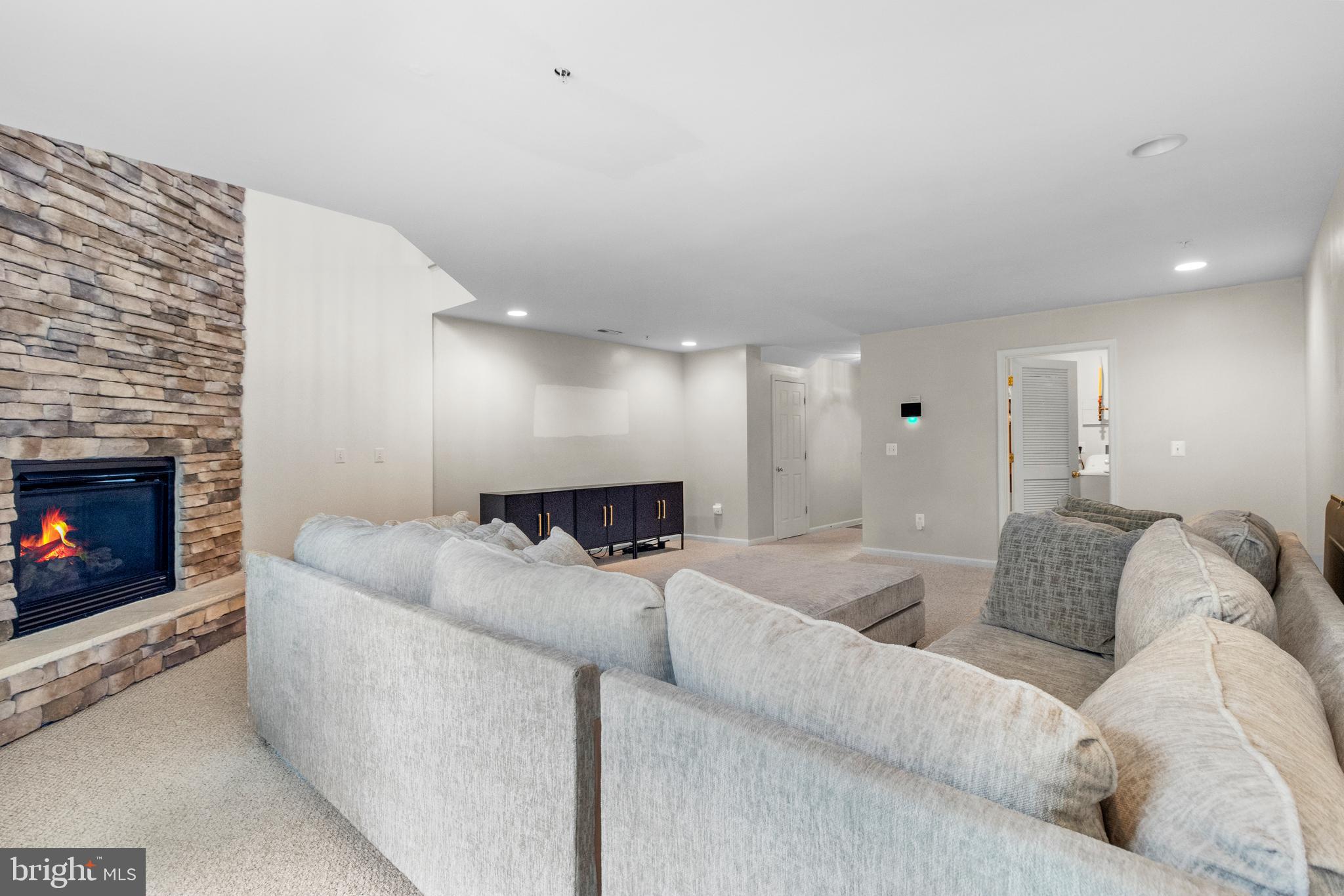 MAZEL - Residential