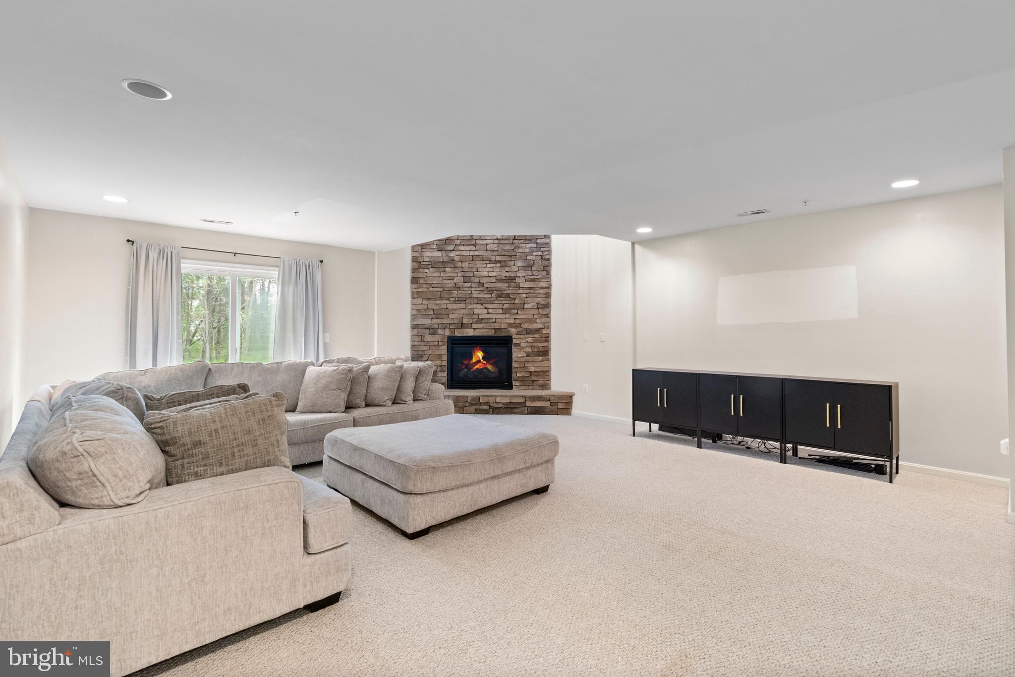 MAZEL - Residential
