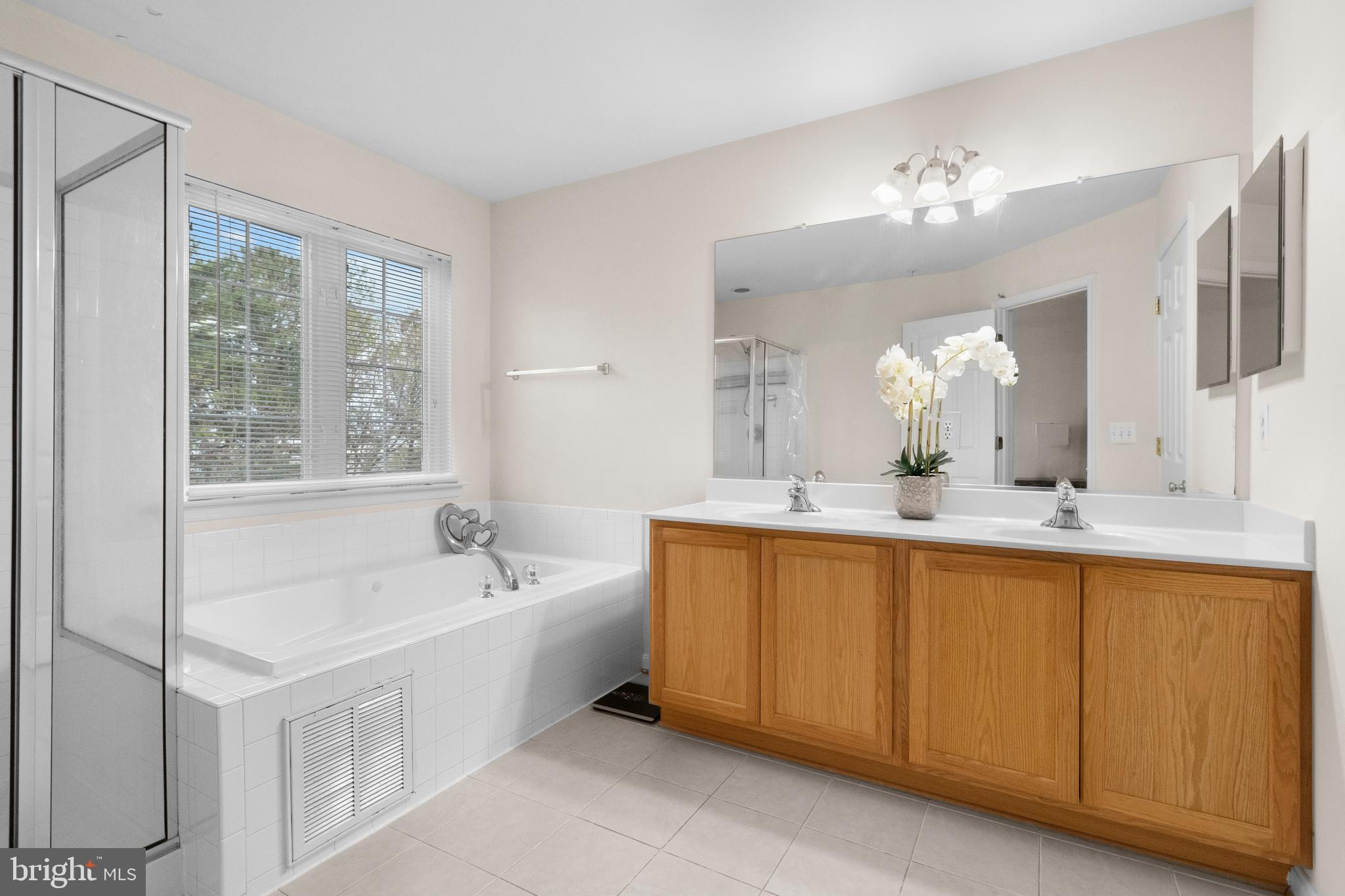 MAZEL - Residential