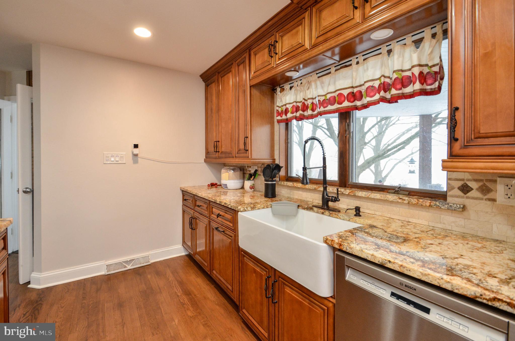 SUN VALLEY ESTATES - Residential