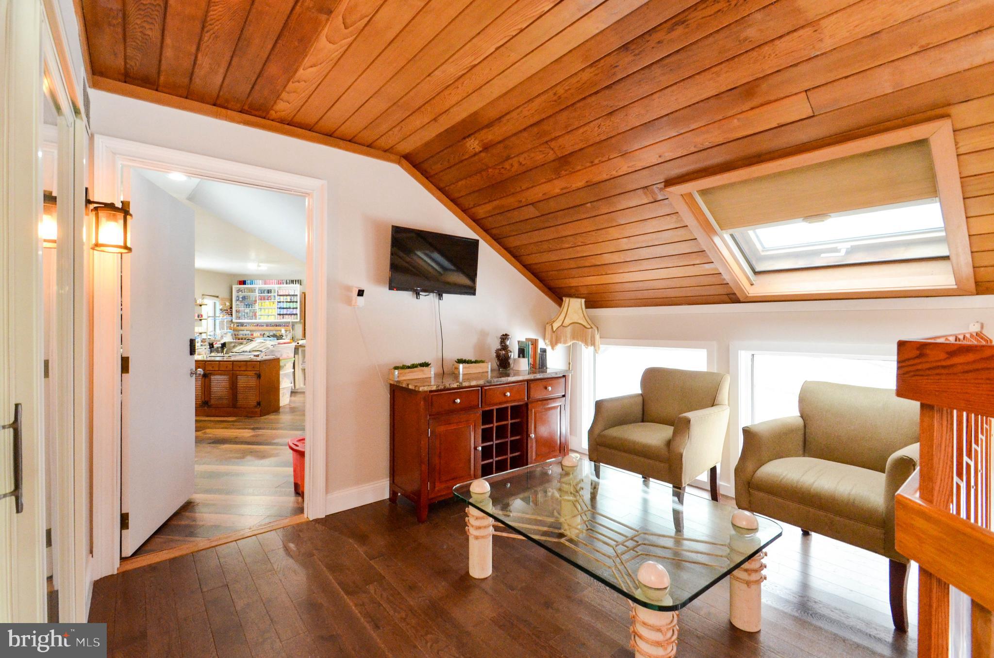 SUN VALLEY ESTATES - Residential