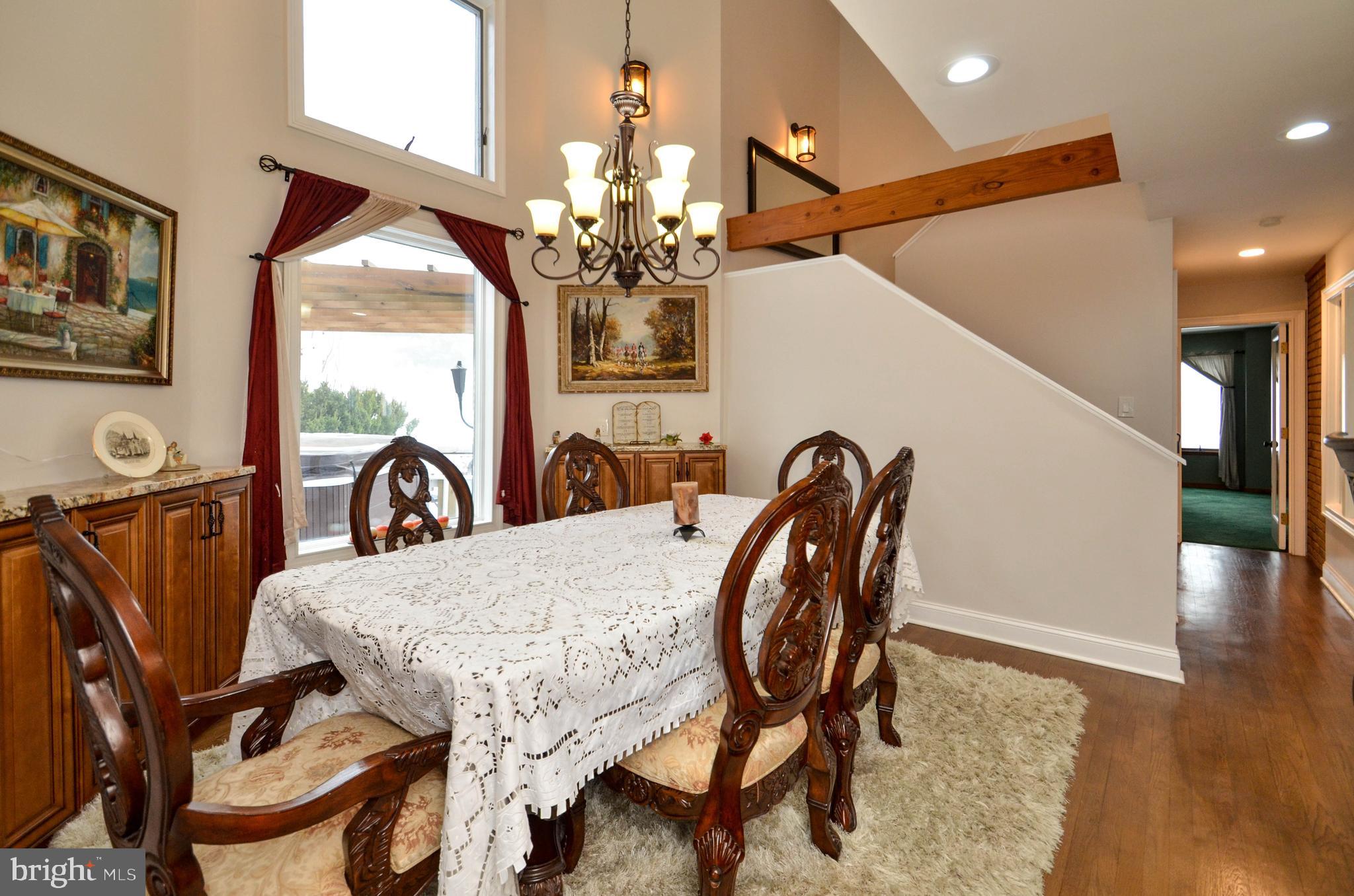 SUN VALLEY ESTATES - Residential