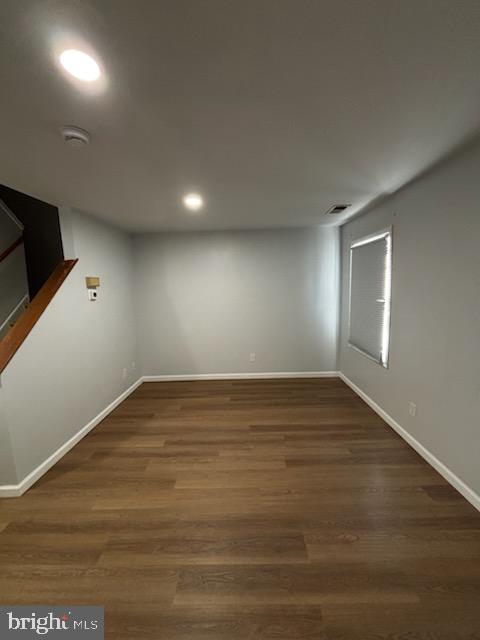EAST KENSINGTON - Residential