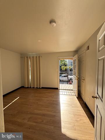 EAST KENSINGTON - Residential
