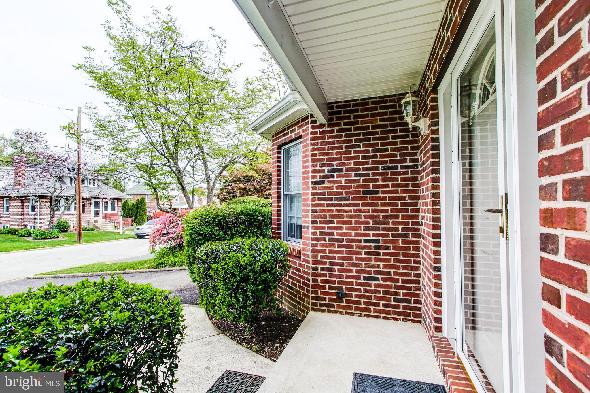 FOX CHASE MANOR - Residential