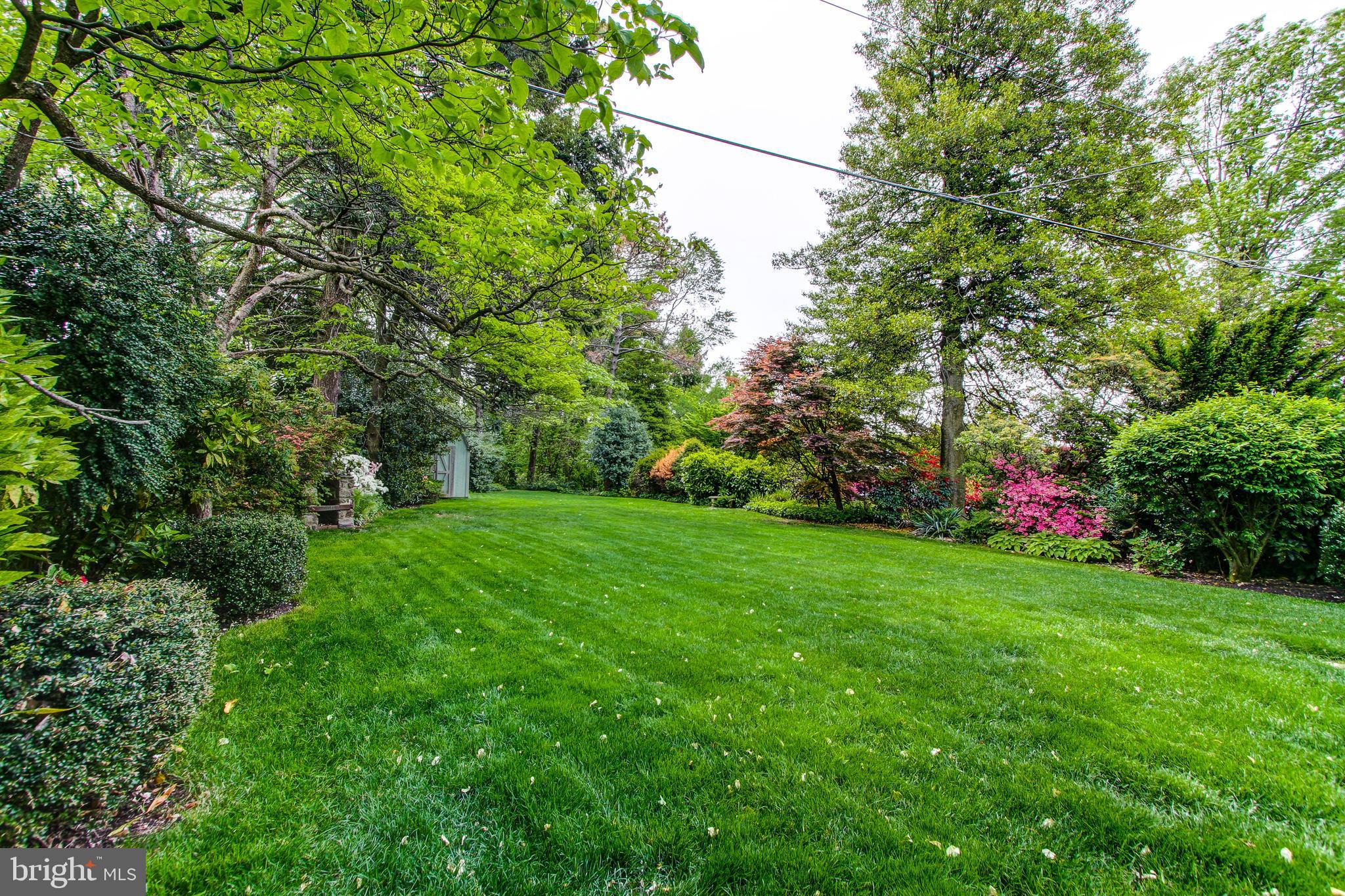 FOX CHASE MANOR - Residential