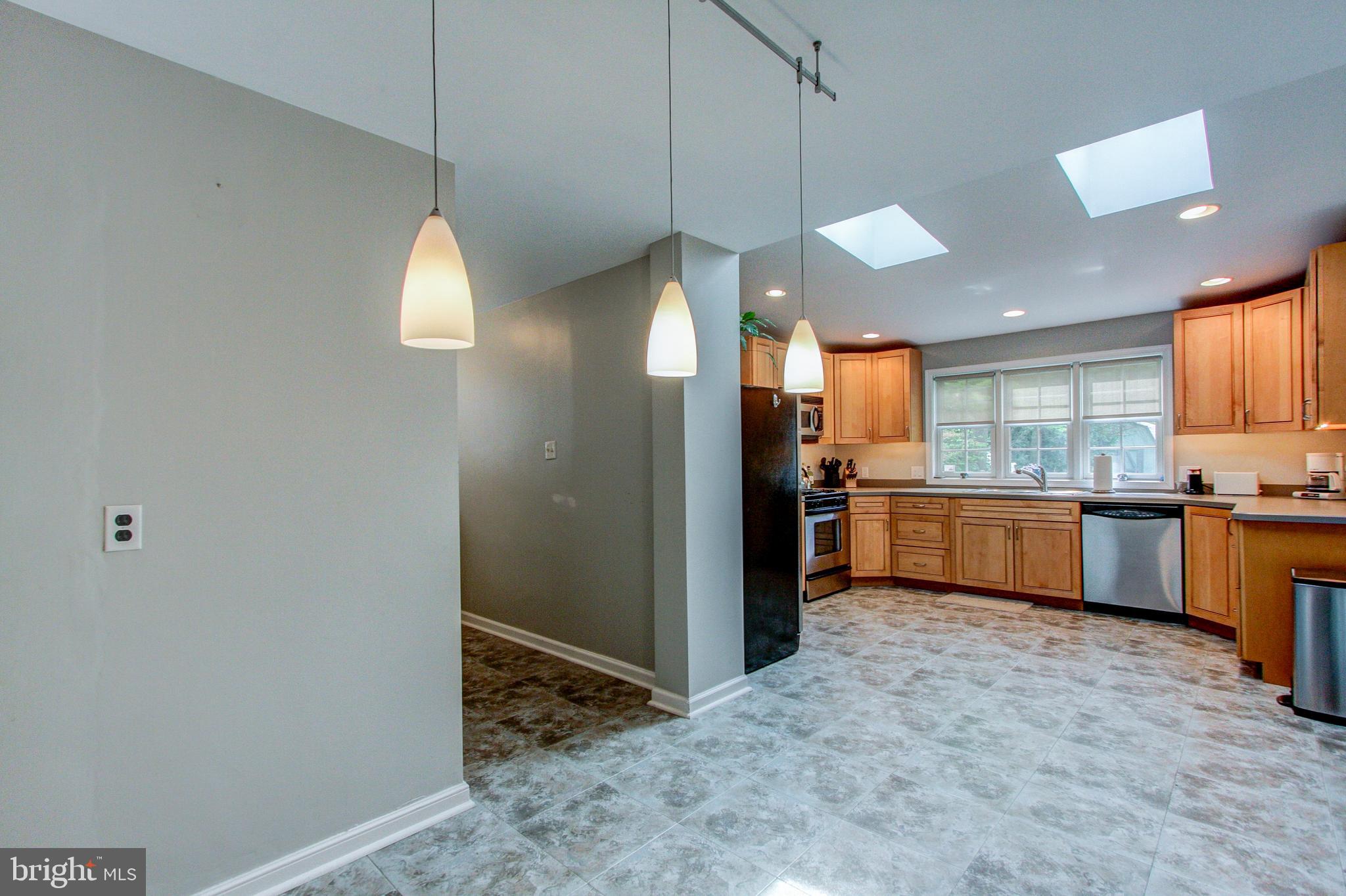FOX CHASE MANOR - Residential