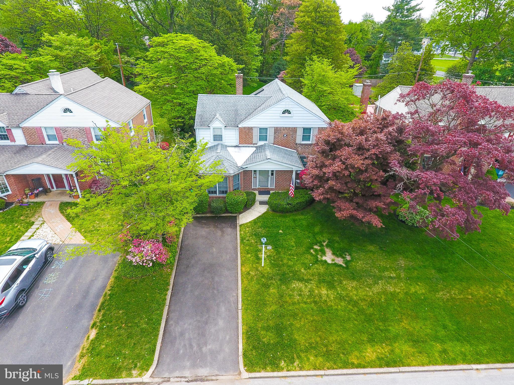 FOX CHASE MANOR - Residential