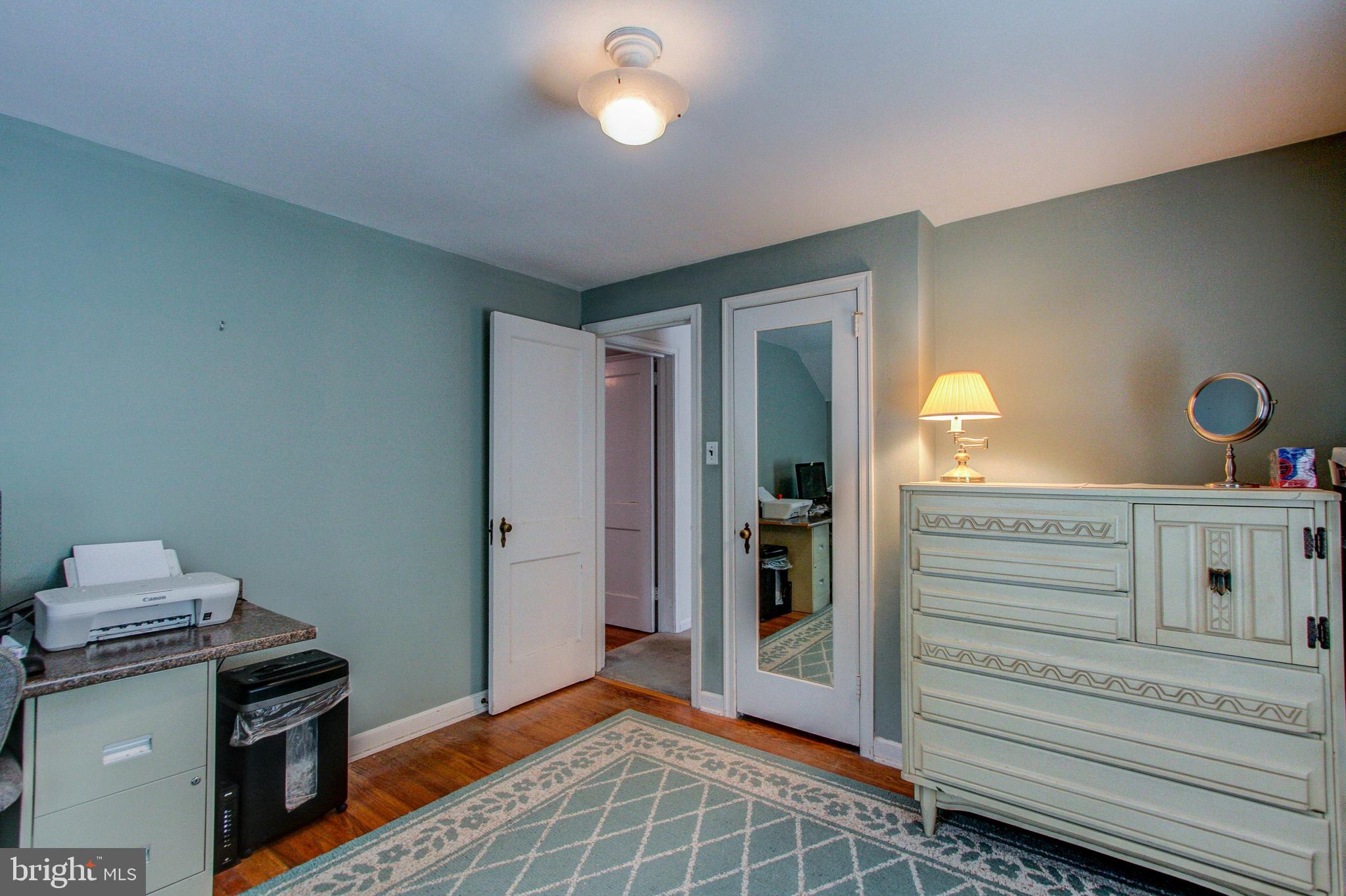 FOX CHASE MANOR - Residential