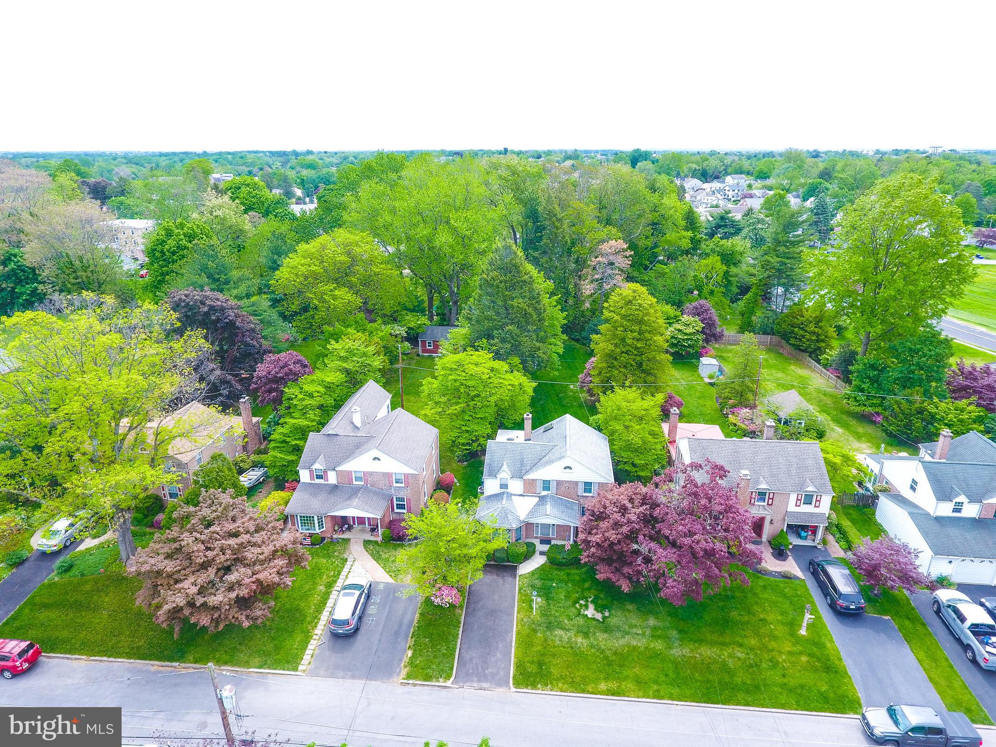 FOX CHASE MANOR - Residential