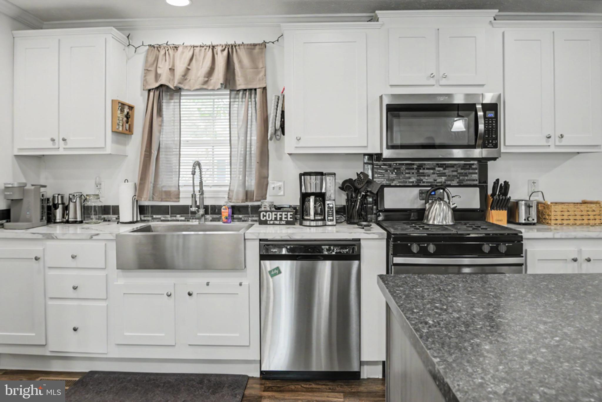 GREEN HILL MHP - Residential