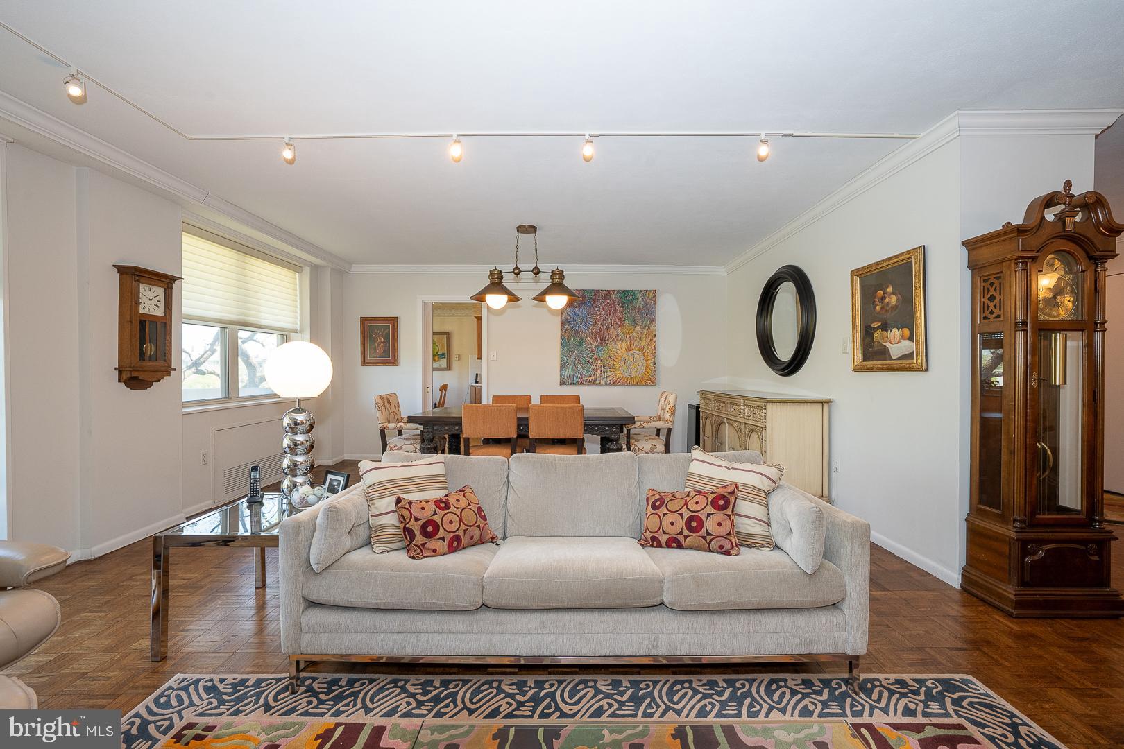 TRIANON - Residential