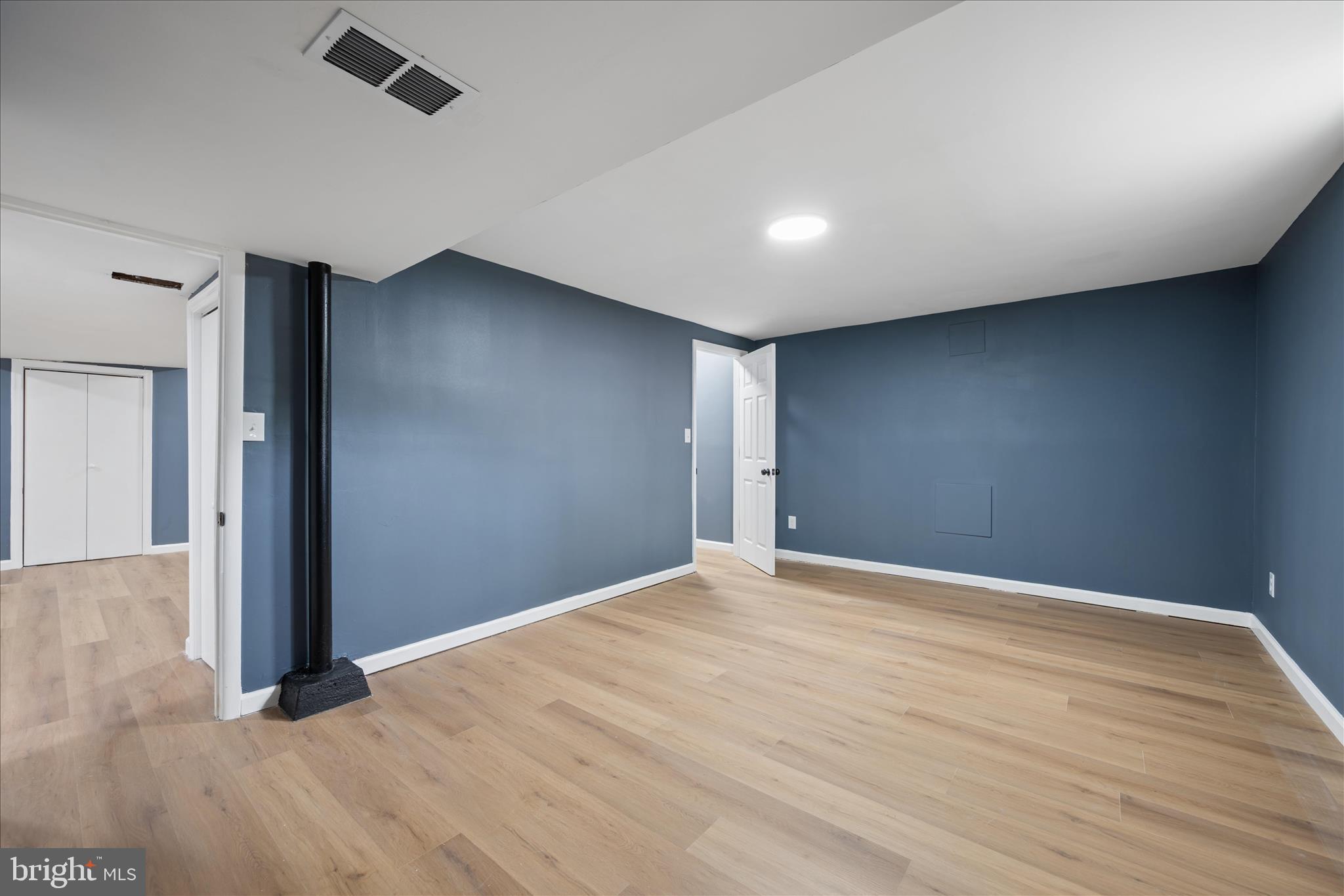 NEW CARROLLTON - Residential
