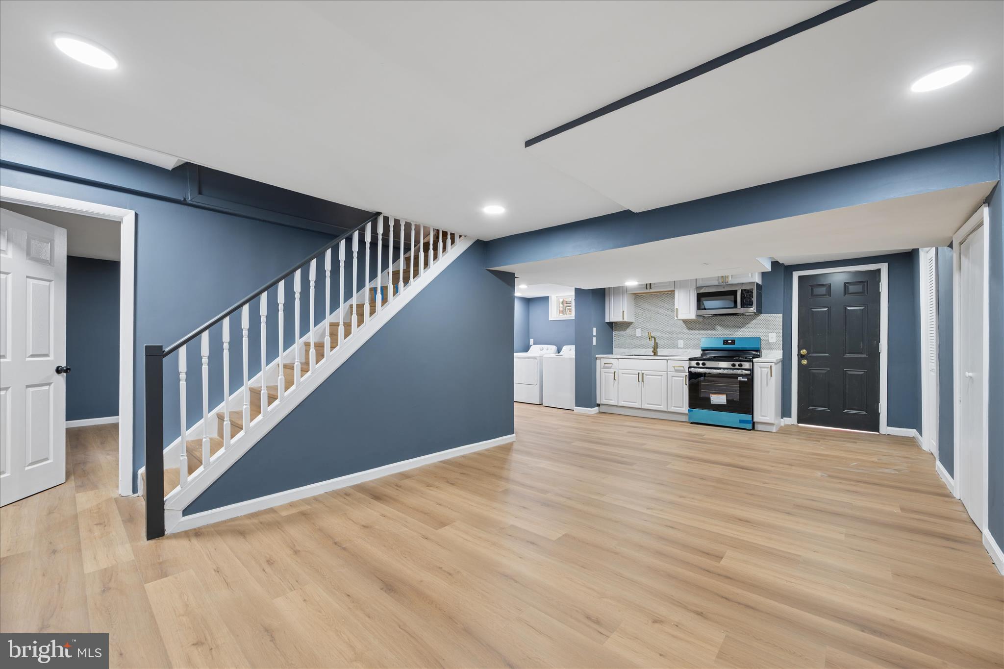 NEW CARROLLTON - Residential