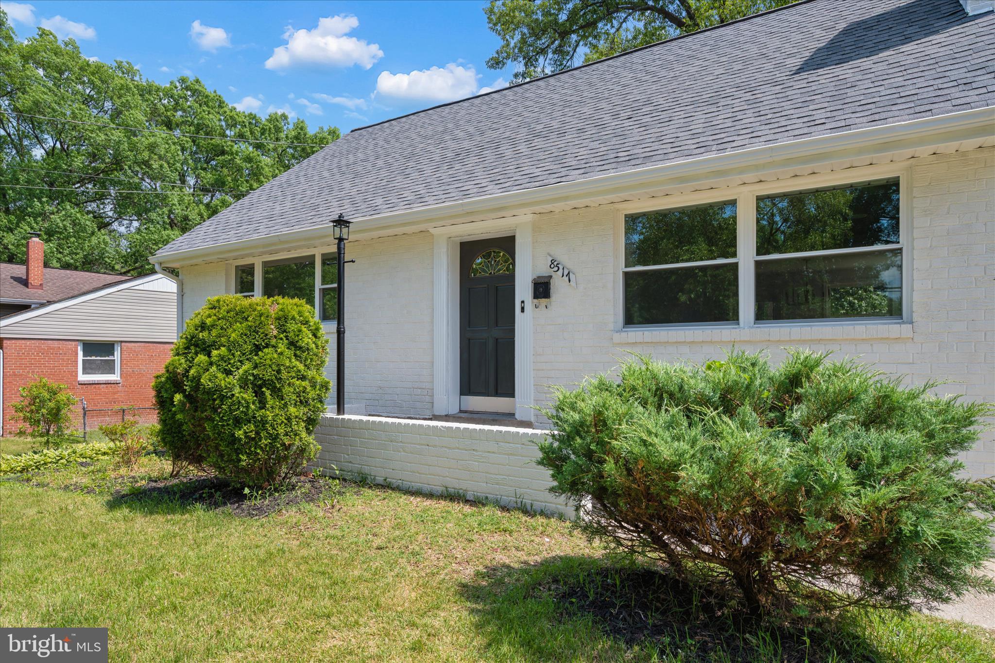 NEW CARROLLTON - Residential