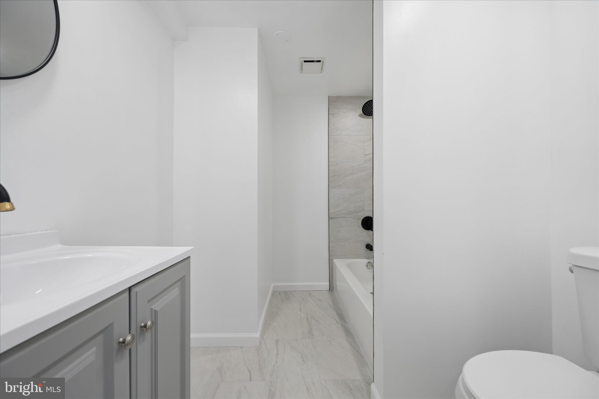 NEW CARROLLTON - Residential