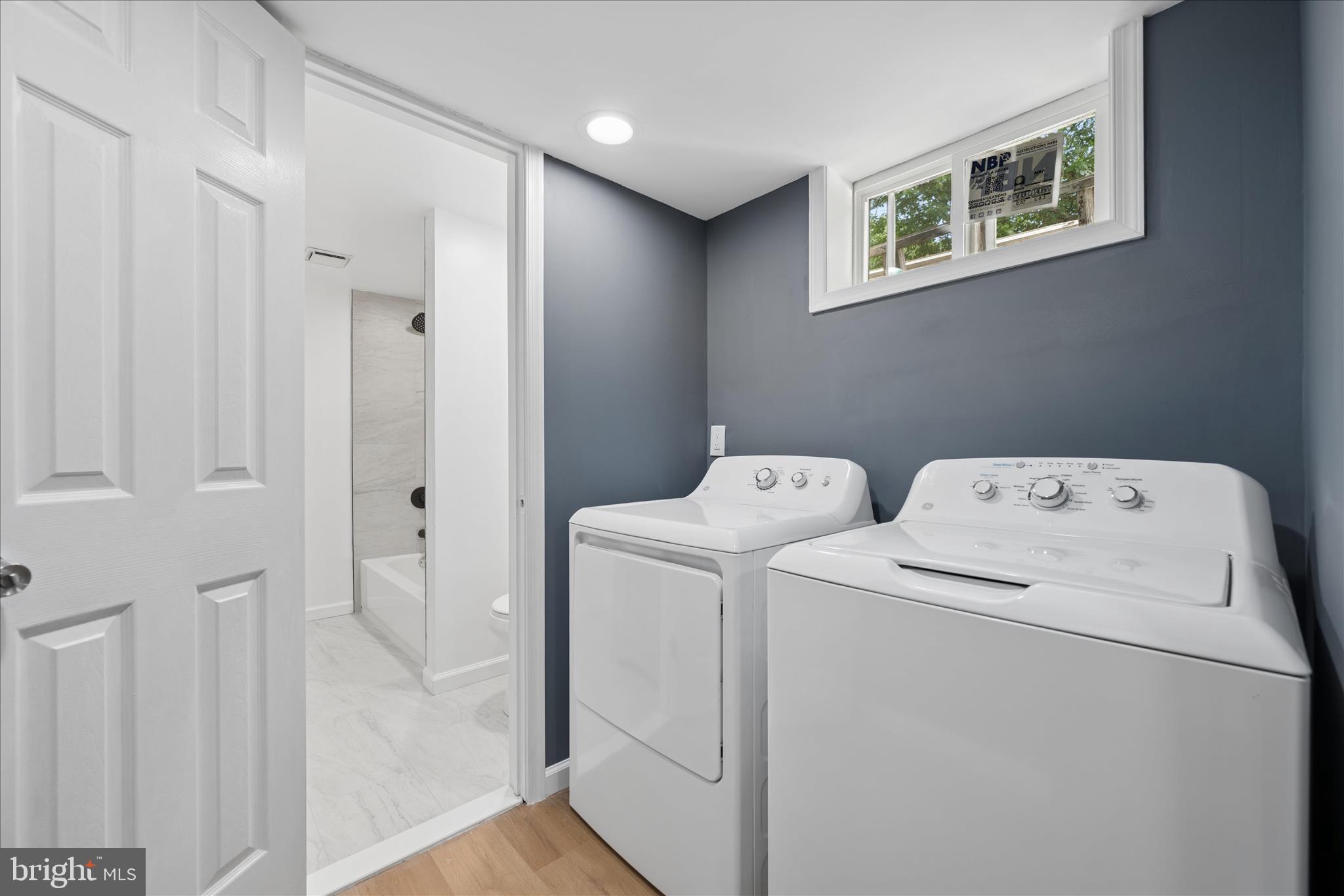 NEW CARROLLTON - Residential