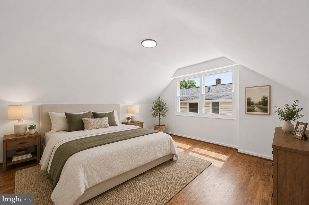 NEW CARROLLTON - Residential
