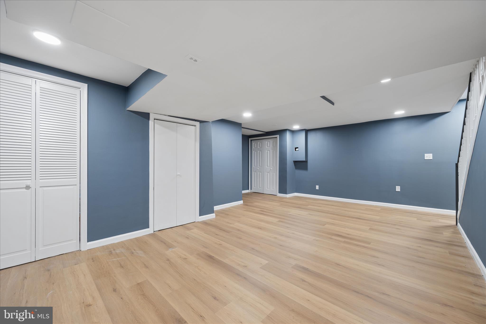NEW CARROLLTON - Residential