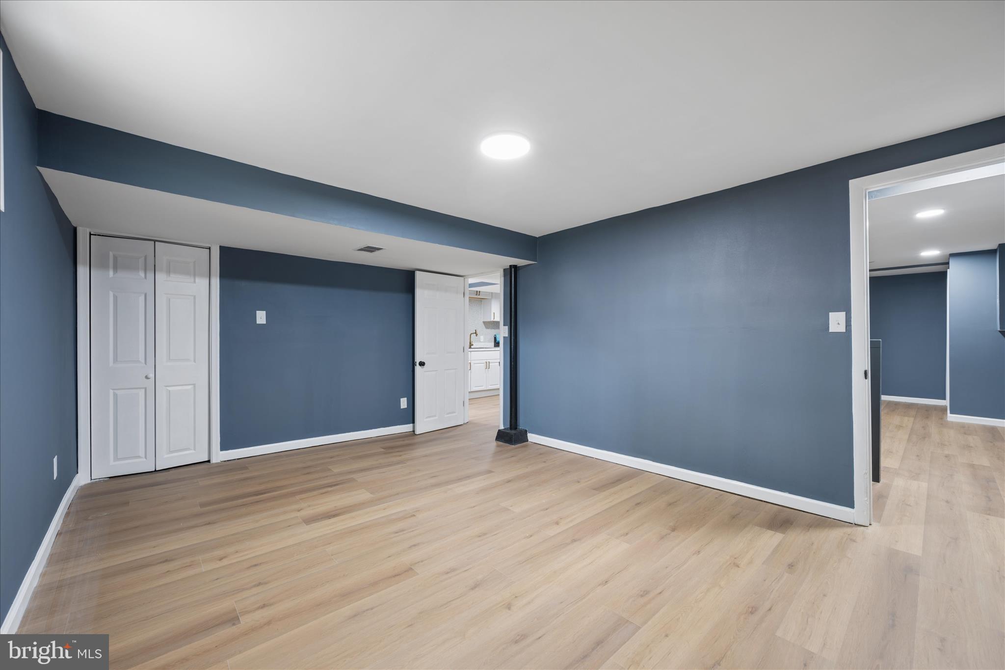 NEW CARROLLTON - Residential
