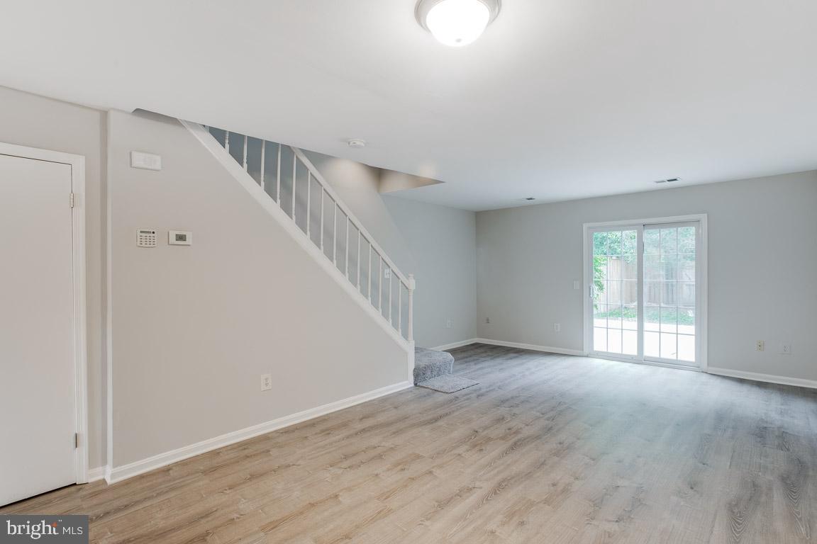 GLENSHIRE TOWNE - Residential